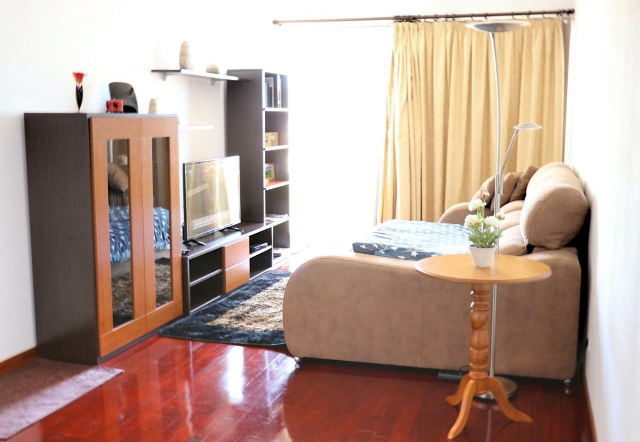 Mericia's Gorgeous View Apartment *
